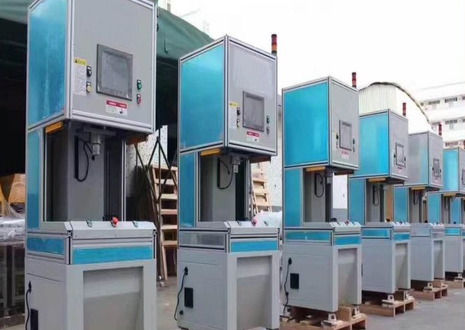 一機多用，革新生產：揭秘小型智能數控伺服壓裝機與全自動精密壓力機